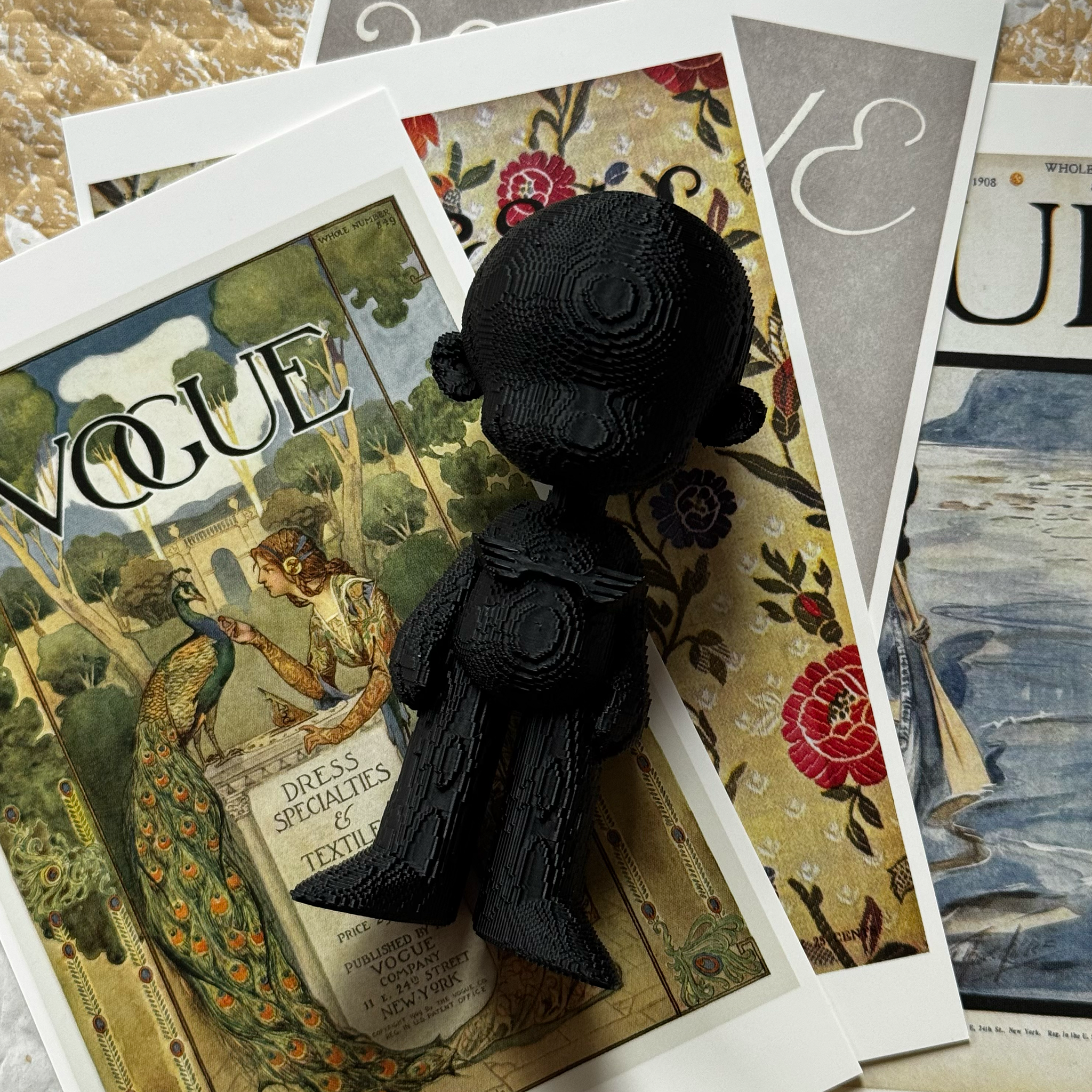 Hedy - Black  (10cm)